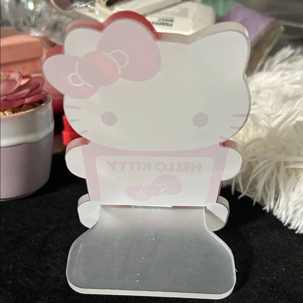 Hello Kitty charming hello